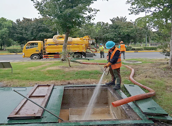 陈巴尔虎化油池清理